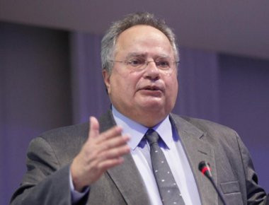 Κοτζιάς για Λοβέρδο: «Είναι δικαίωμα του να επιδιώκει να πρωταγωνιστεί σε θέατρο του παραλόγου»